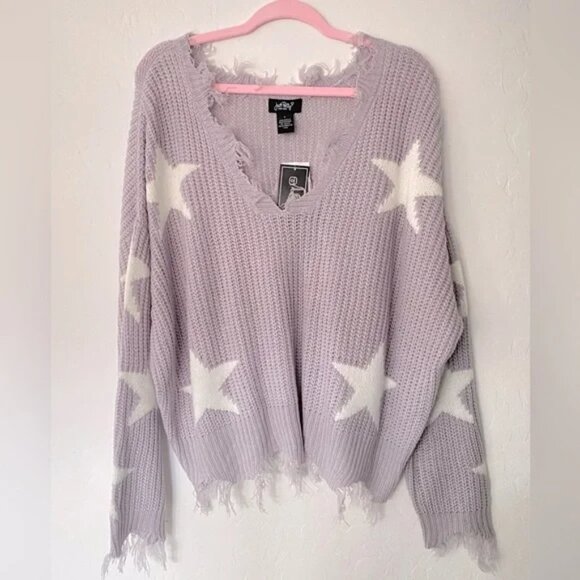 Polly & Esther Sweaters - Polly & Esthers Cropped Destroyed Hem Star Frye Sweater XL